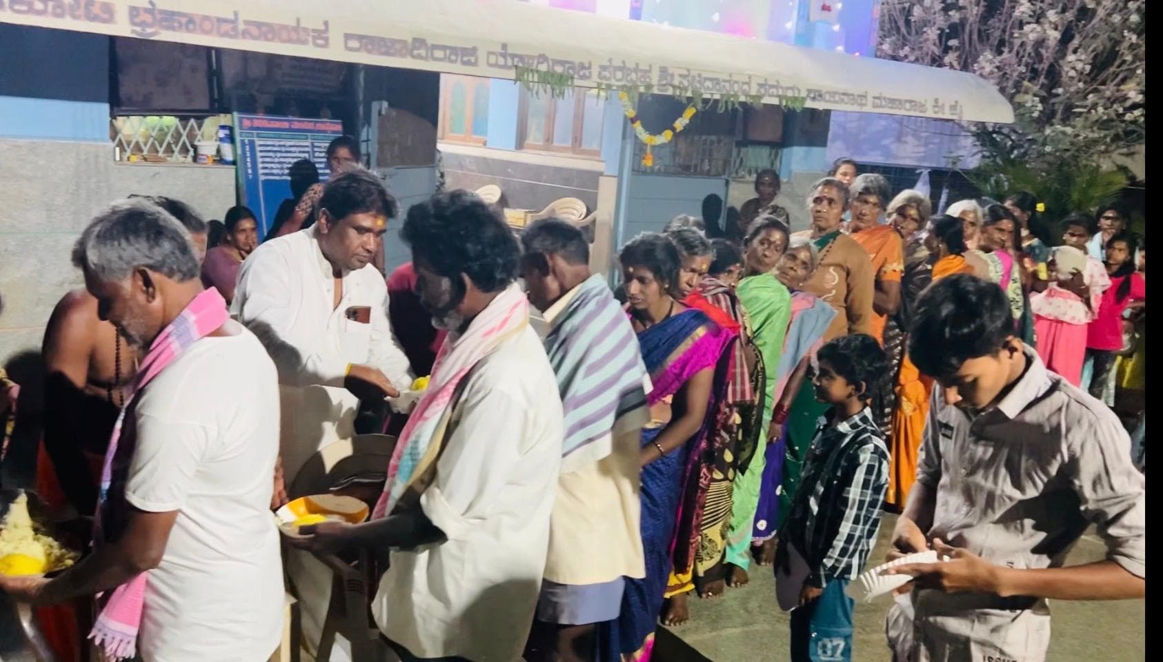 Food distribution activity