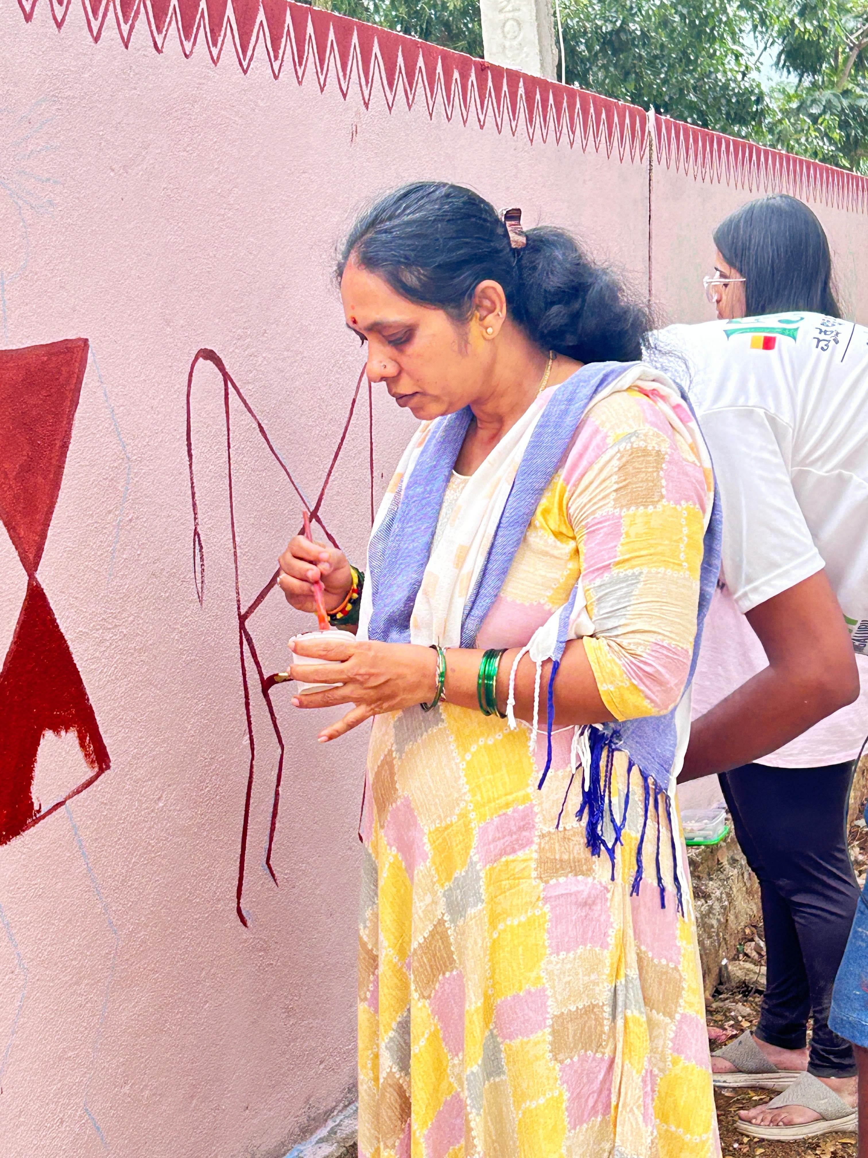 School mural painting activity